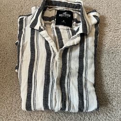 Men’s Button down short sleeve shirt