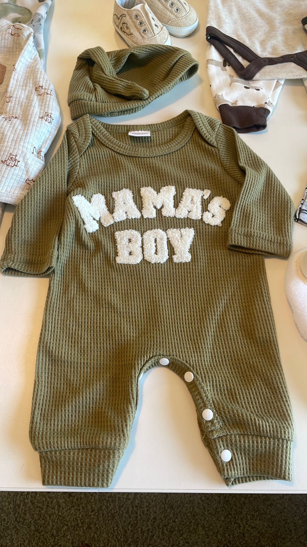 Newborn To 3 Month Old Clothes