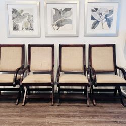 4 Wooden Dinning Chairs 
