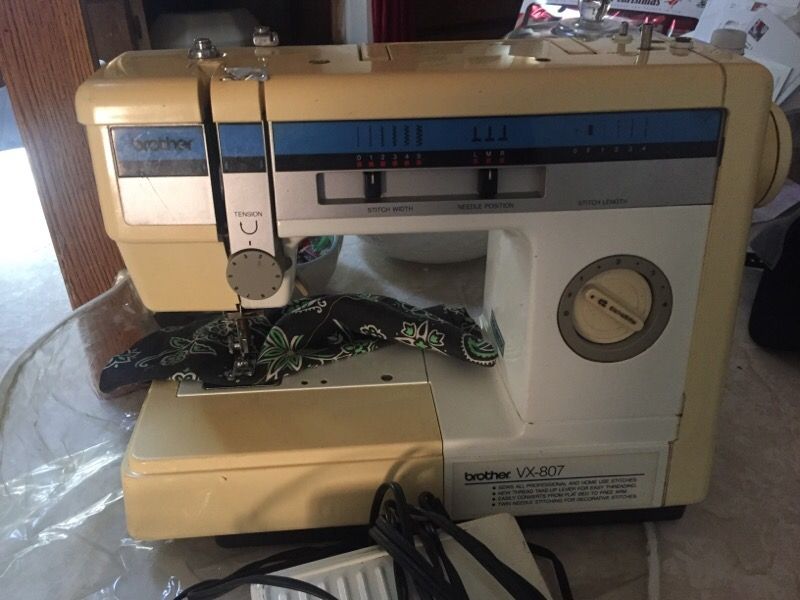 Maquina para coser marca brother model cs-8072 for Sale in Stockton, CA -  OfferUp