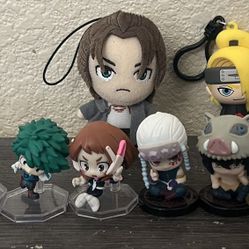 13 Anime Mini Figures 1 Plushie 1 Keychain
