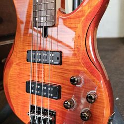 BASS YAMAHA TRBX604FM 