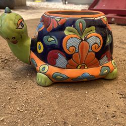 Talavera Turtle Planter – Hand-Painted Ceramic Animal Pot 
