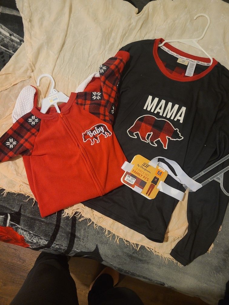 Mommy Bear, Baby Bear Pijama Sets. MommM Size. Baby 24month.