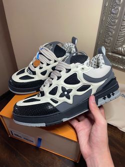 Lv skates grey color brand new with box