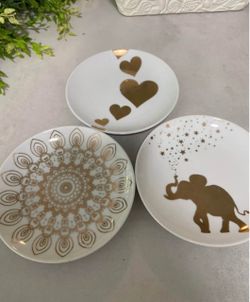 Small gold serving plates set of 3