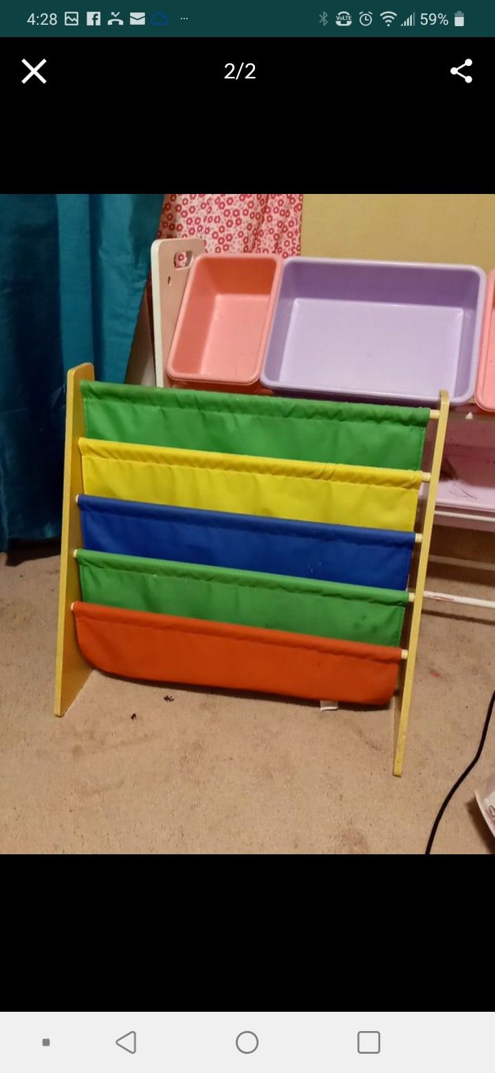 Kids Book shelf / organizer