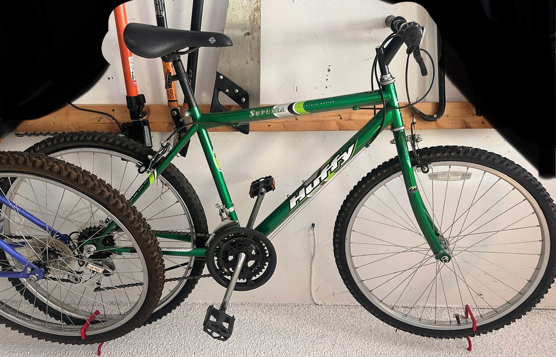 Huffy Superia 15-speed Mountain Bicycle *MakeAnOffer*