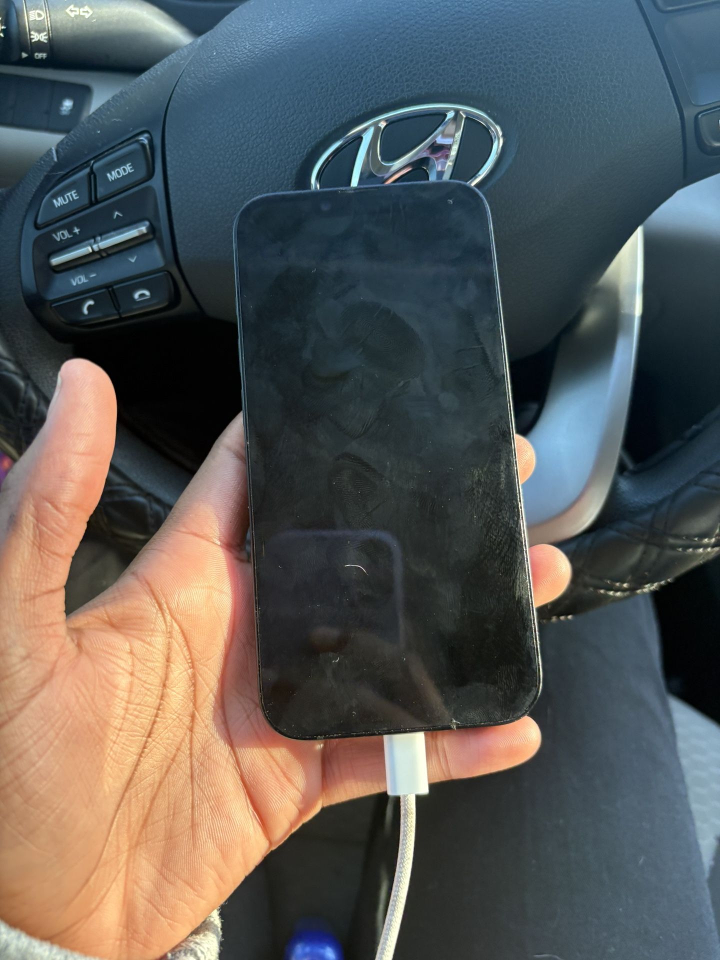 iPhone 16 e