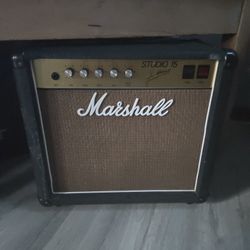 Marshall studio 15 vintage amp