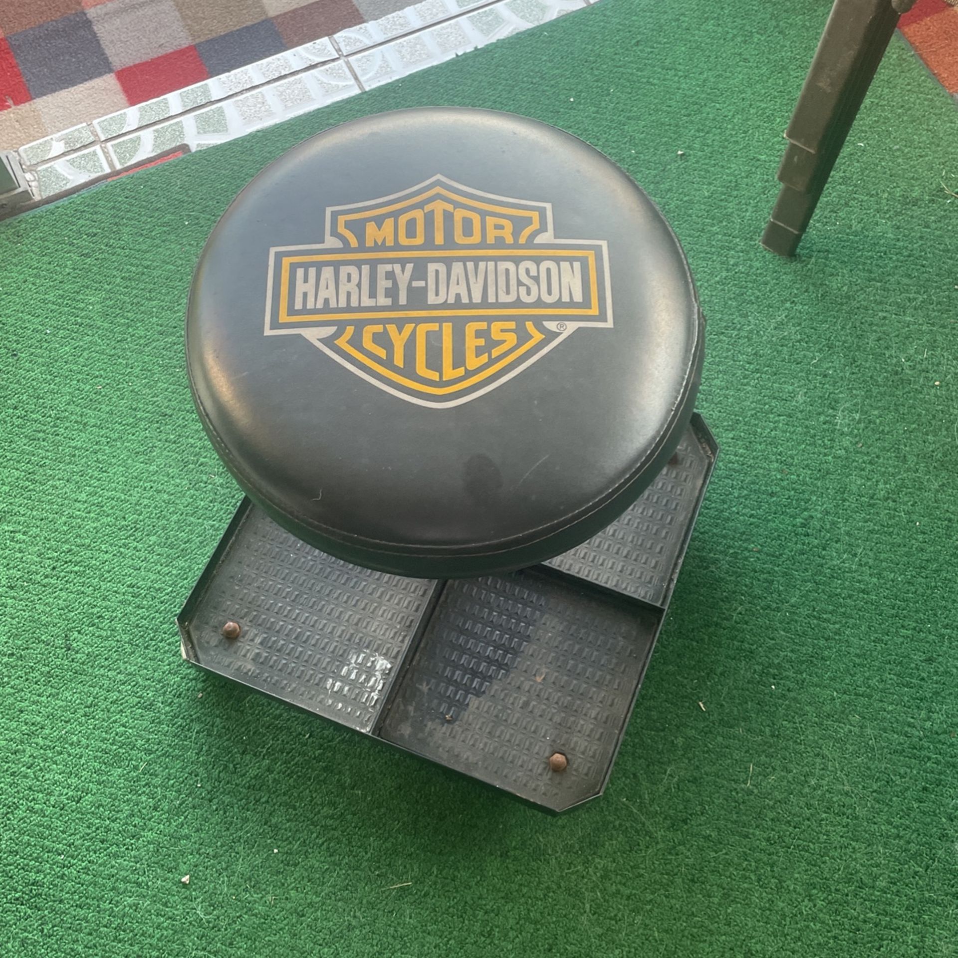 Harley Davidson Mechanic Chair