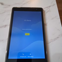 ROVER R8 TABLET  WITH NICE CASE ON IT