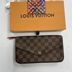 LOUIS VUITTON POCHETTE FELICIE, WITH ORIGINAL BOX, NO DUST BAG IN LIKE NEW CONDITION, ENTRUPY VERIFIED