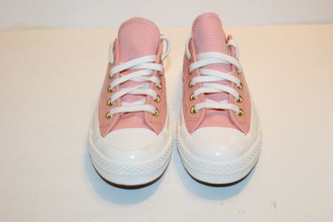Converse Chuck 70 Low Top Shoes Size Women’s 6.5 NEW