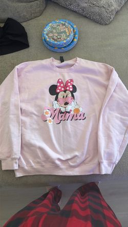 Disney sweater size large