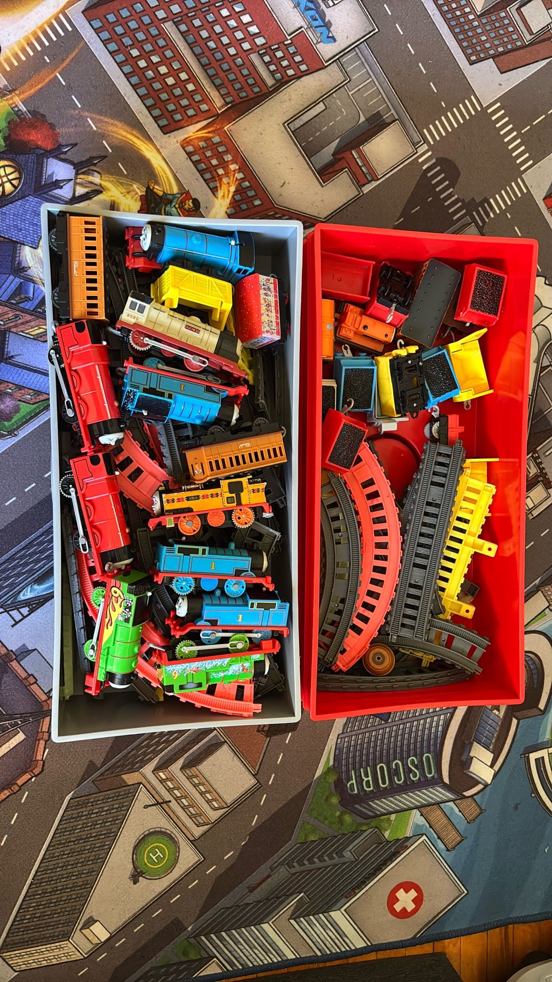 Thomas Train and Tracks (READ DESCRIPTION)