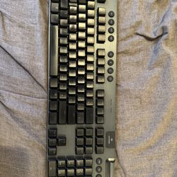 Logitech G915 LIGHTSPEED Wireless Keyboard