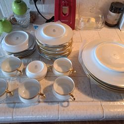 BAVARIA CHINA GOLD RIM