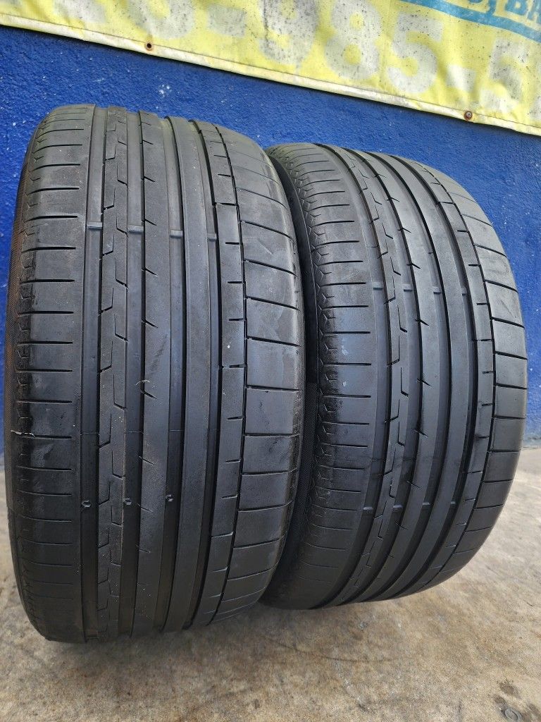 2 USED TIRES CONTINENTAL 285/40/22
