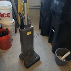 Sensor S12 Commercial Vacuum 