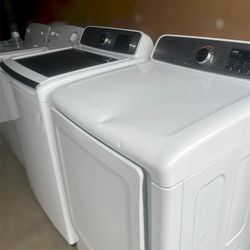 Samsung Washer And Dryer Set Great Conditions Working Great Delivery and Installation Available For Extra Cost Or Can Be Picked Up At My Location 