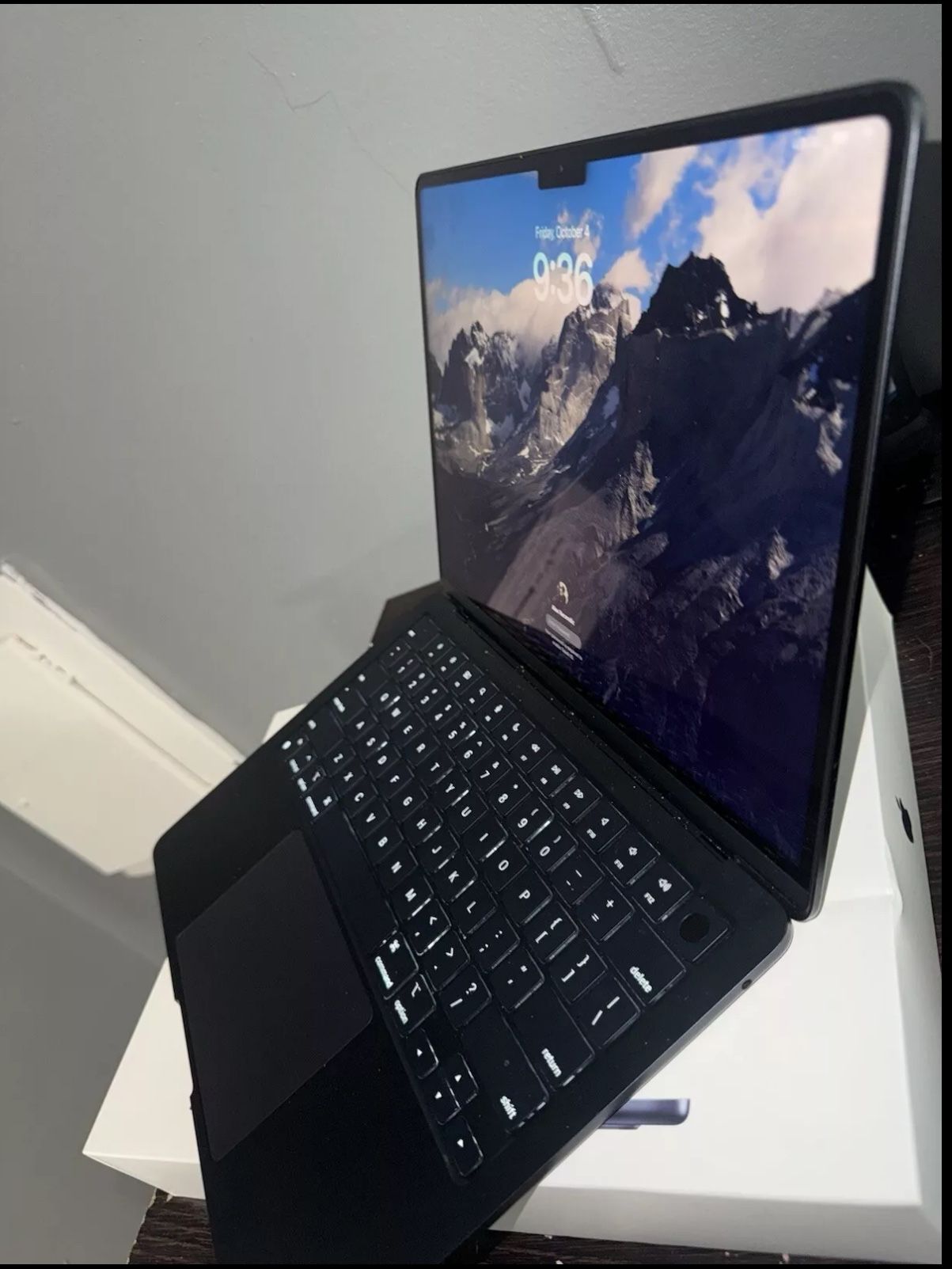 MacBook Air M2 Midnight 256ssd 8GB