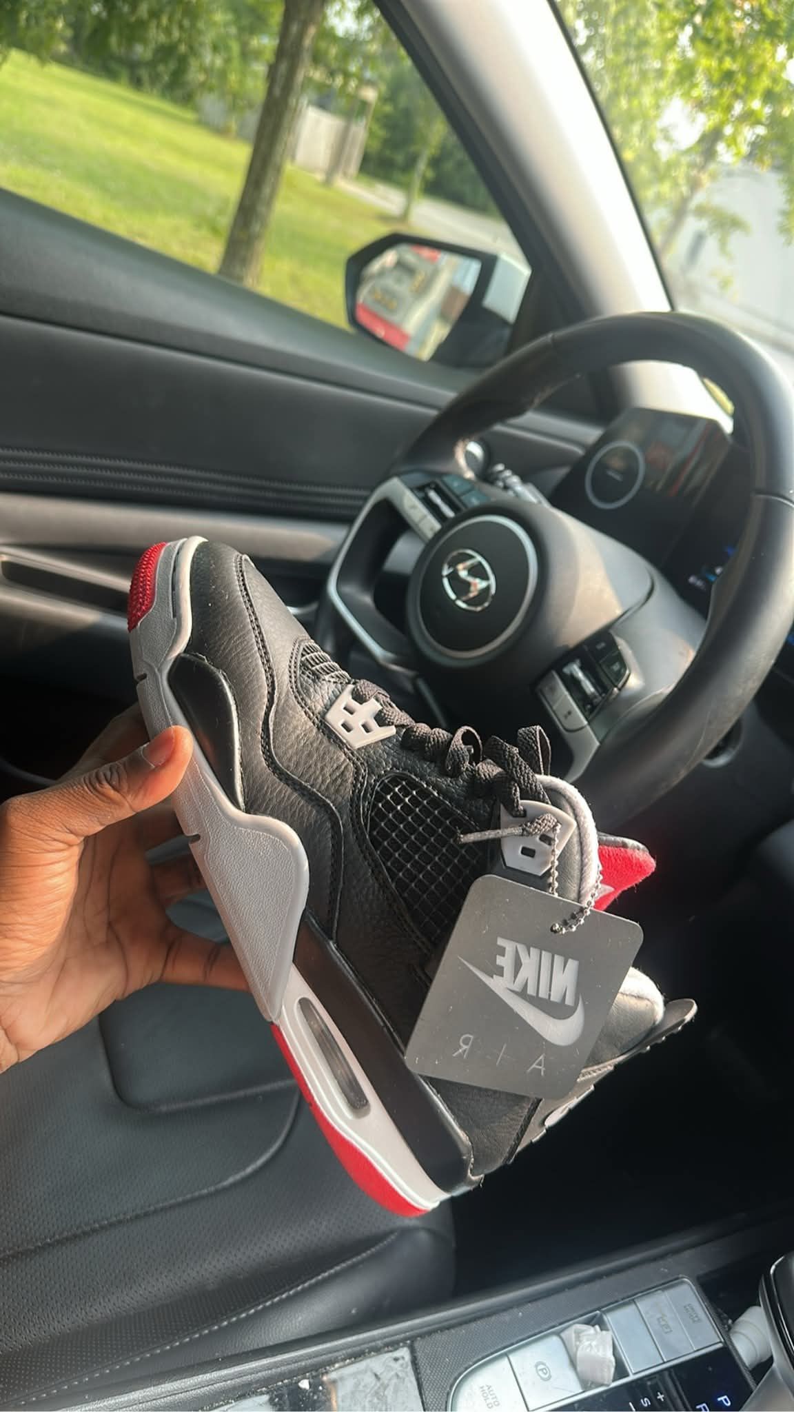 Retro Jordan 4