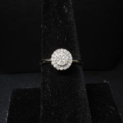 10k Gold REAL DIAMONDS 💎 Ring Size 7 