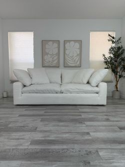 FREE DELIVERY LOVESEAT NIXON CLOUD COUCH BRAND CITY FURNITURE 