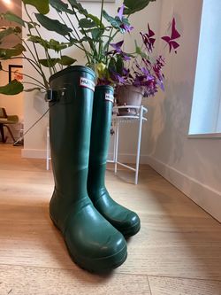 HUNTER Original Tall Rain Boots - Green Size 7F/6M