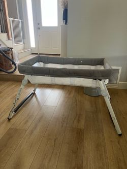 Guava Lotus Bassinet