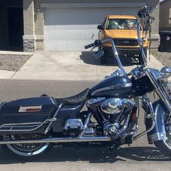 2003 Harley Davidson Road King FLHR