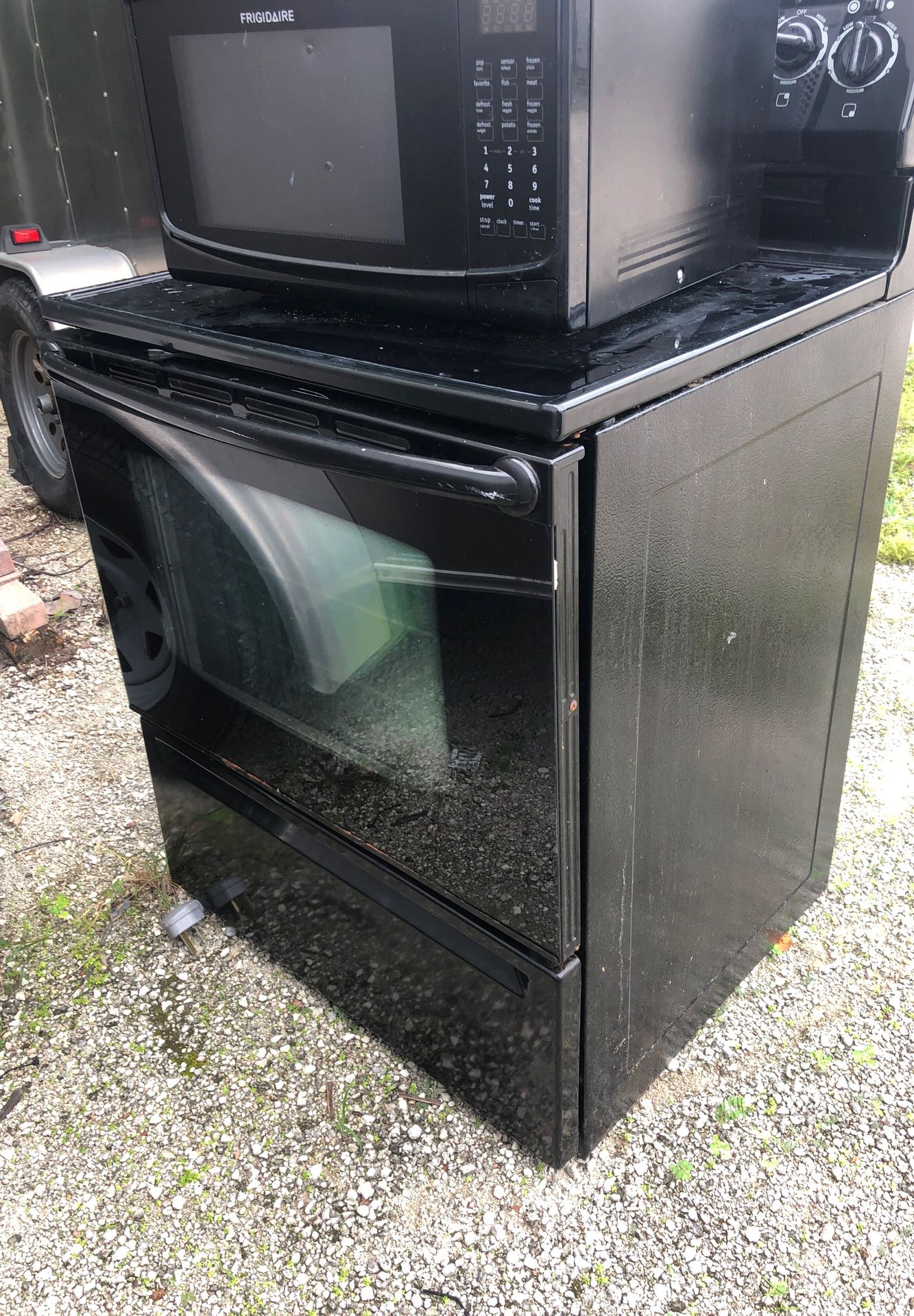 electric range and microwave combo one price no sale separated!