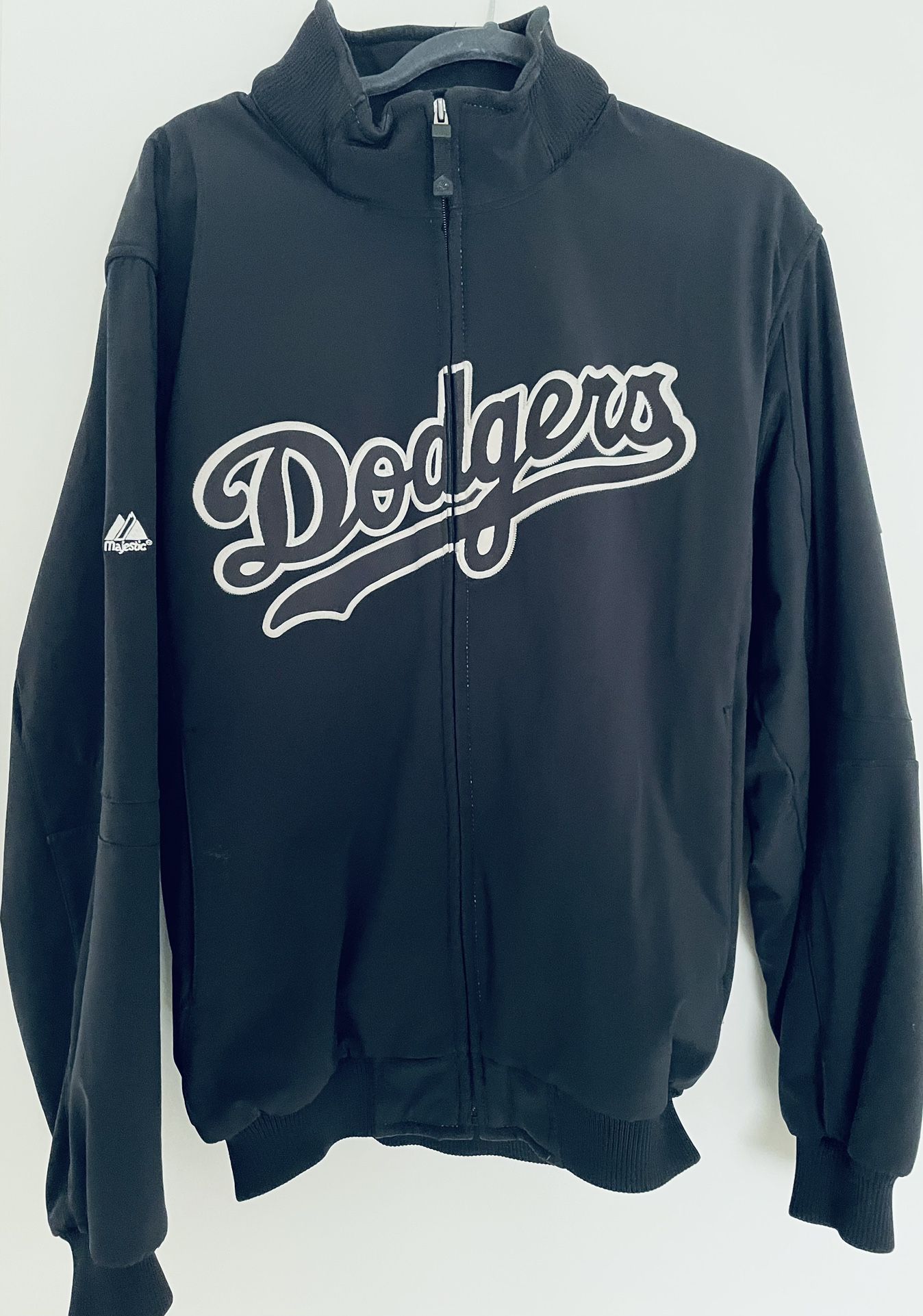 Los Angeles Dodgers MLB Majestic Zip-Up Jacket Sz Large Therma Base. for  Sale in Oxnard, CA - OfferUp