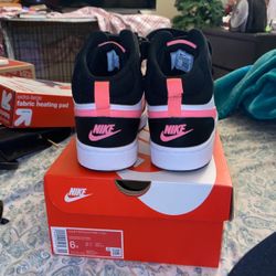 Size 6 Youth (woman 8)
