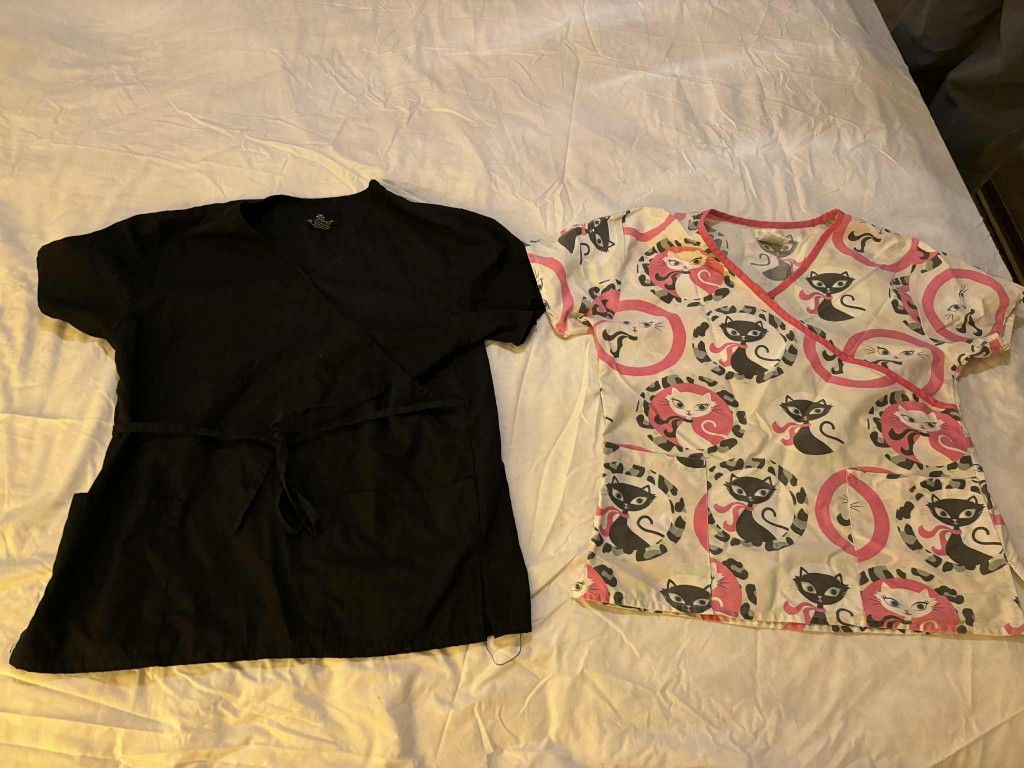 Scrubs Size Medium Tops