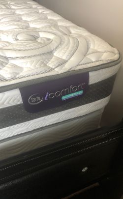 Brand new king Matress SERTA COMFORT I Bought 2 weeks ago but I have to move .. no delivery pick up only