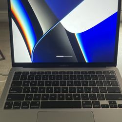 MACBOOK AIR