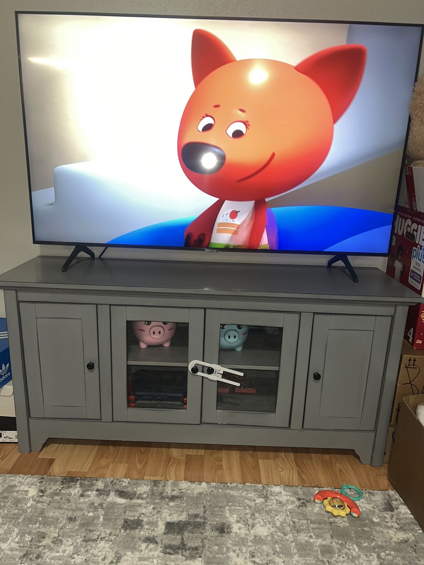 Tv Stand 