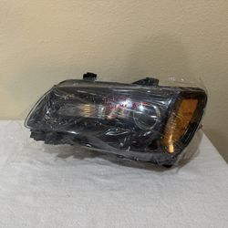 2011-2023 chrysler 300 headlight 