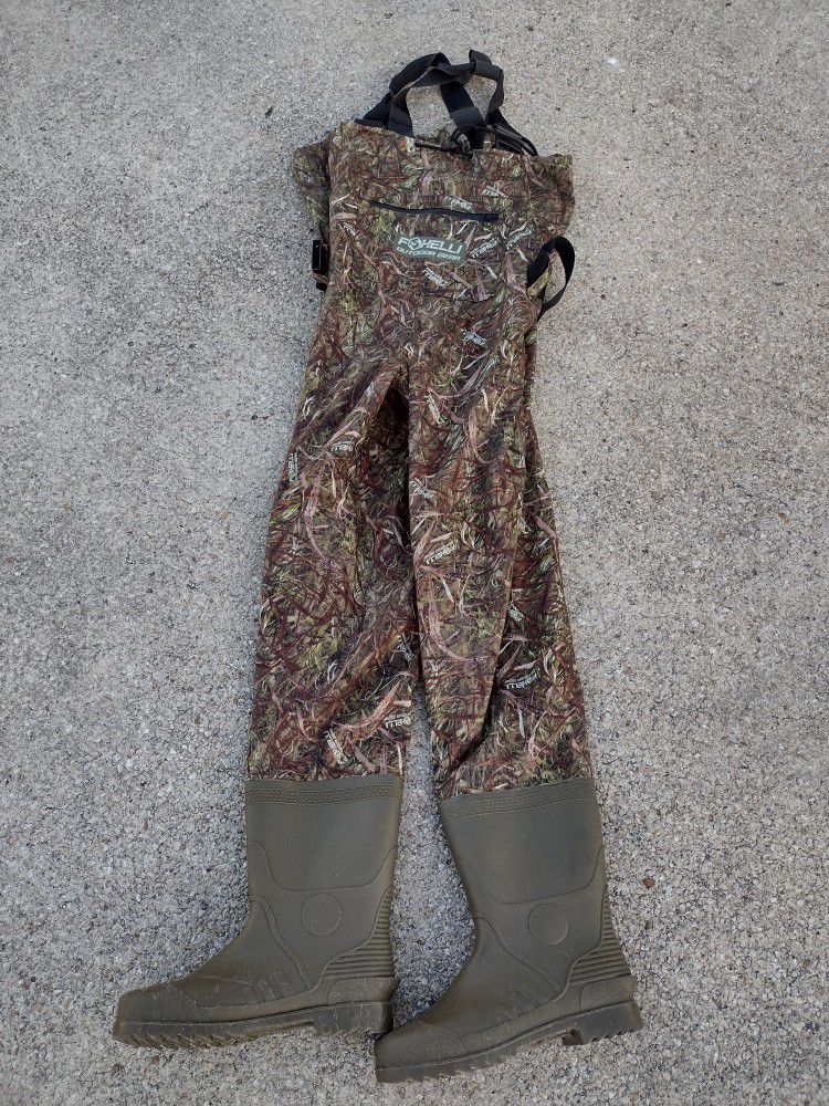 CAMO HUNTING FISHING CHEST WADERS SIZE 12