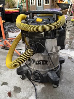DEWALT Stainless Steel Wet/Dry Vacuum