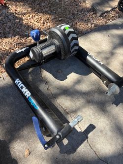 Wahoo KICKR Snap Bike Trainer