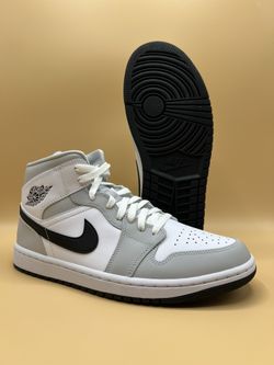 Jordan 1 Mid Light Smoke Grey (W) WOMENS Size 10 MENS Size 8.5 Deadstock