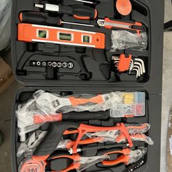 Socket Wrench Auto Repair Tool Combo Pack Mixed Tool Set, General Household Repair and Mechanic Hand Tool Kit Set with Plastic Tool Box Storage Box