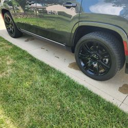 22 inch rim and tires