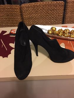 JESSICA SIMPSON BOOTIES