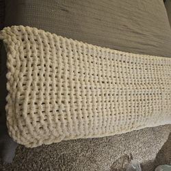 Knitted Throw