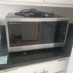 Sharp Carousel Microwave 