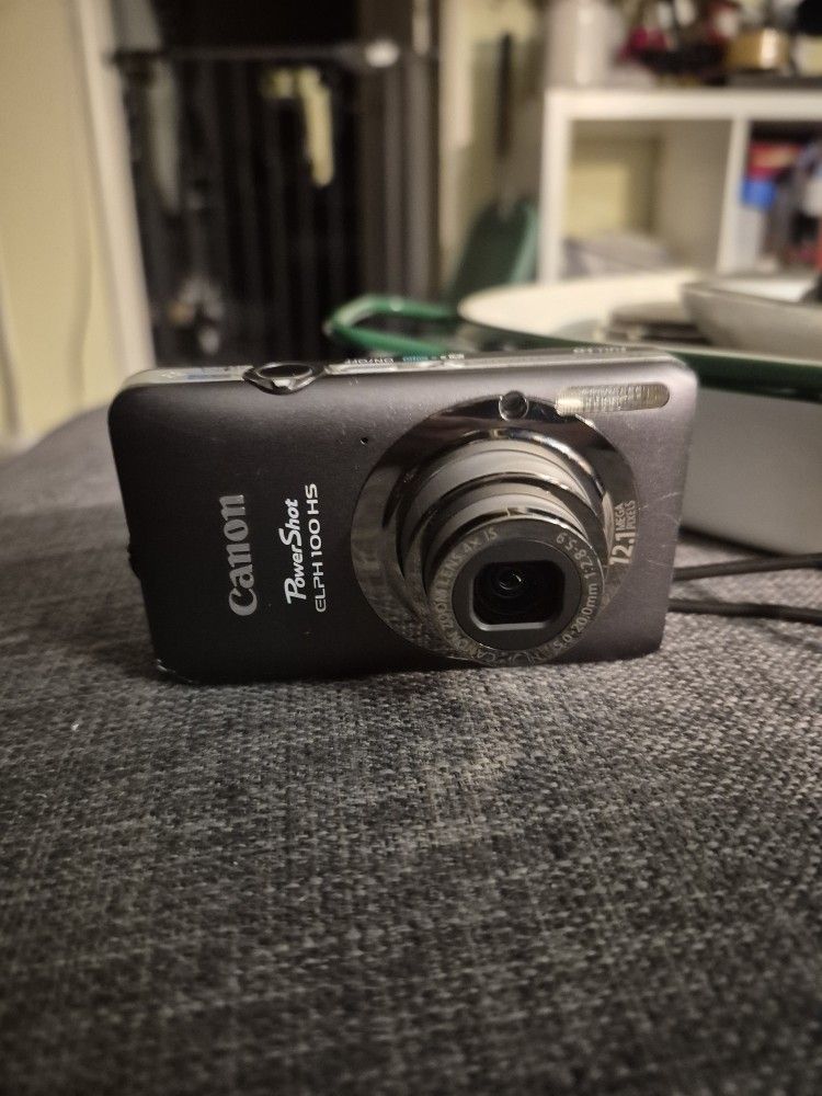 Canon PowerShot 100HS 12.1MP Elph Digital Camera w/4x Zoom Gray Bundle - Tested✅
